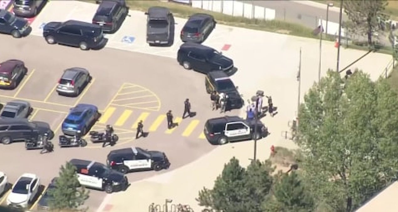 coloradoda lisede kursun yagdirdi polis mudahale etmedi YiykRKvN