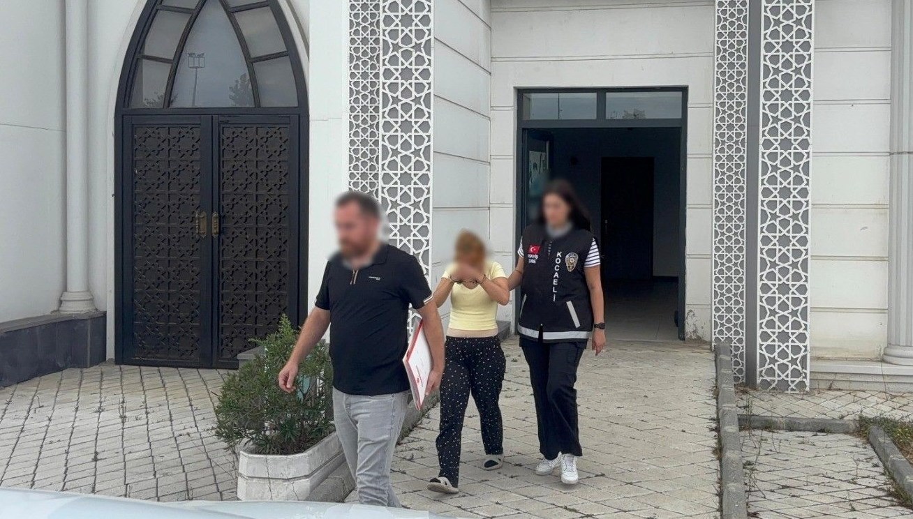 ev soyan iki kisi tutuklandi birinin 114 digerinin ise 30 suc kaydi cikti T7h4RbKS