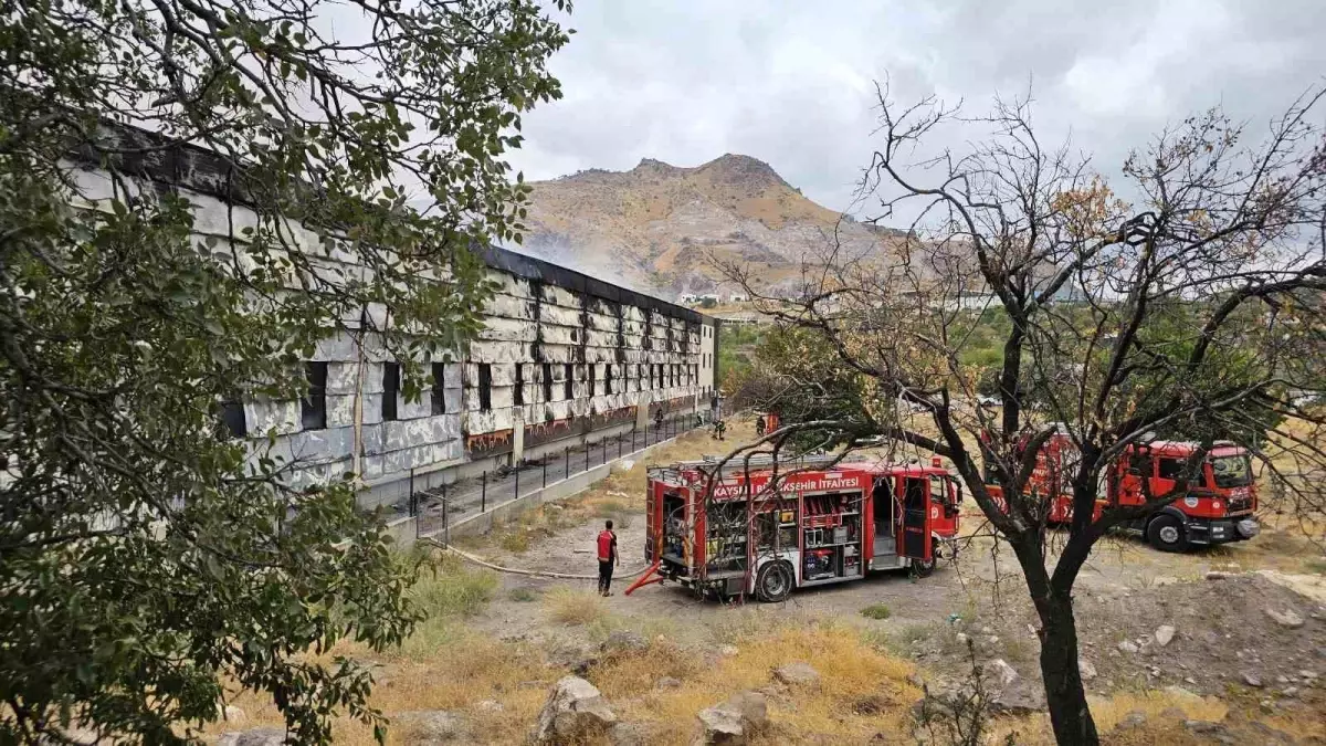 kayseride mobilya fabrikasinda yangin ucrP2ajy