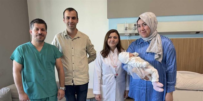 bebege kikirdak dokusundan iman tahtasi yapildi 6EgS82M8.jpg