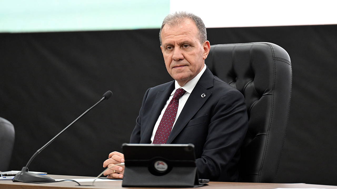 vahap secerden gazzede ateskes degerlendirmesi umut ediyorum bolgede kalici bir baris saglanir BczkLrlq.jpg