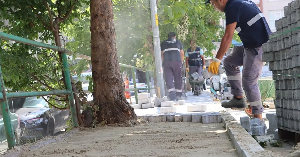 Istanbul maltepede kaldirim duzenleme calismalari suruyor 5fldlcgB