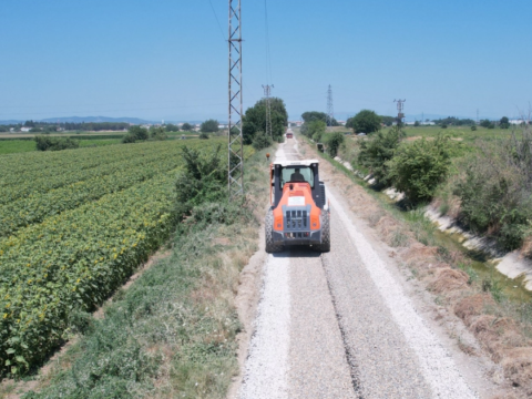 Manisada 45 kilometrelik ova yoluna asfalt rOZ1Fsm7