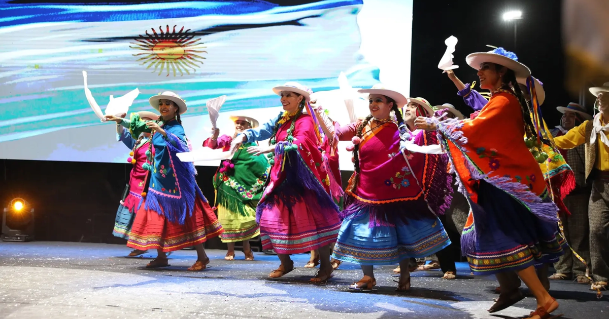 Samsunda uluslararasi halk oyunlari festivali basliyor UygPxO7M